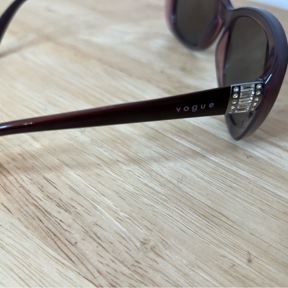 Vogue sunglasses - Picture 2 of 9
